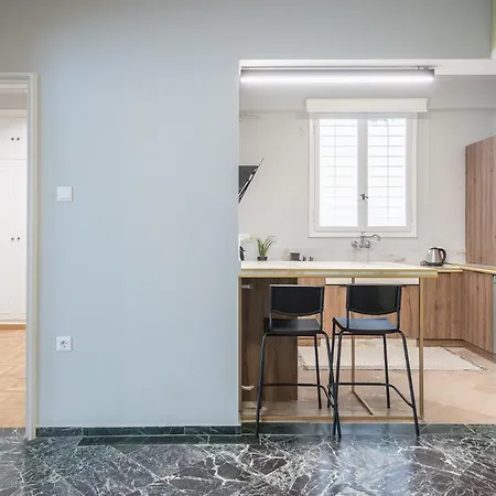 Nomad-friendly 3bdr Spacious Athens