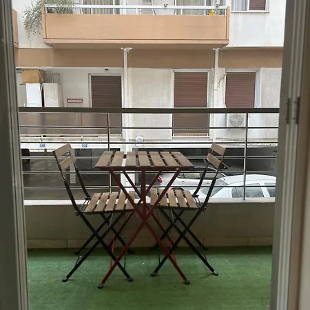 Colourful Artistic 100mbps Center Of Apartment *
