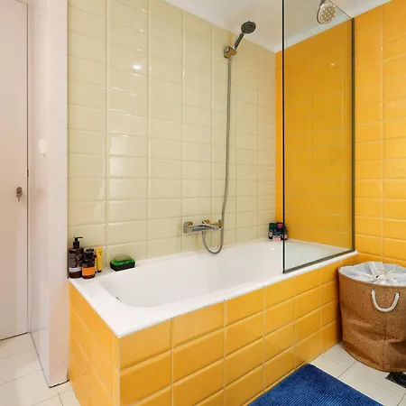 Thisseion Lofts George