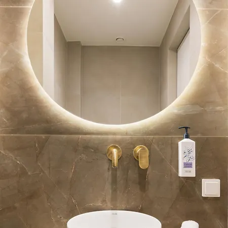 Socrates Fully Equipped With Unique Design * Αθήνα