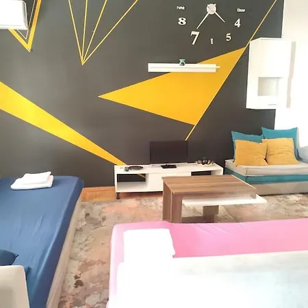Argo Apartment