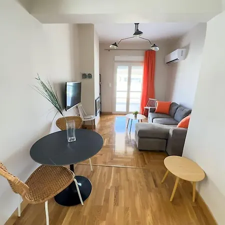 Myrto-apartment-athens 2