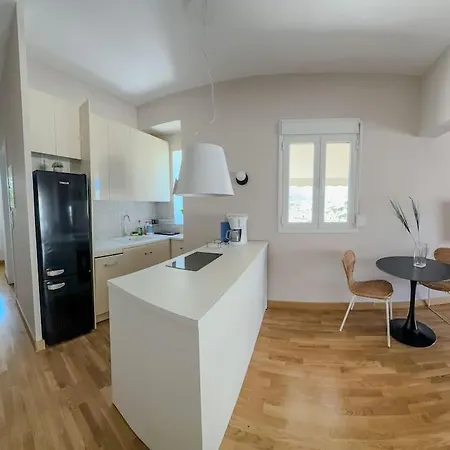 Apartment Myrto-apartment-athens 2 *