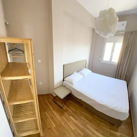 Myrto-apartment-athens 2