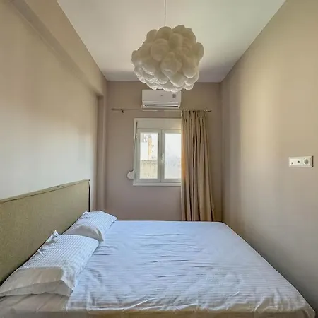 Myrto-apartment-athens 2 *