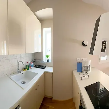 Myrto-apartment-athens 2 * Athens