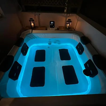 His&hers Luxury * Athens