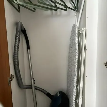 Apartment 2' From Metro Station