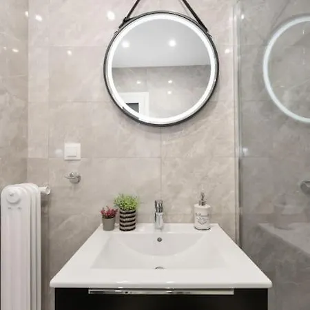Sea Breeze 2 Bedroom - 10 Min Walk To Apartament