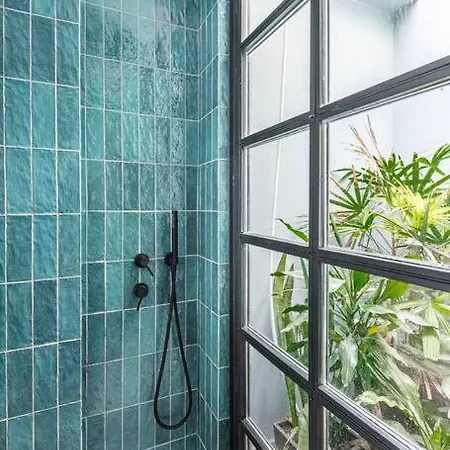 Apartment Stylish Contemporary Penthouse - Hip Centre *