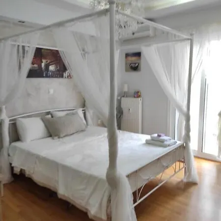 One Block From The Sea Family House At Floisvos Apartment Athens