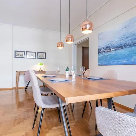 Amfitritis Family Lux At Palaio Faliro Апартаменты *