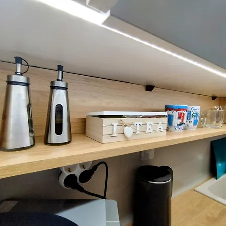 Apartment Floral 1 - Ground Floor With Courtyard And Private Parking! Athens