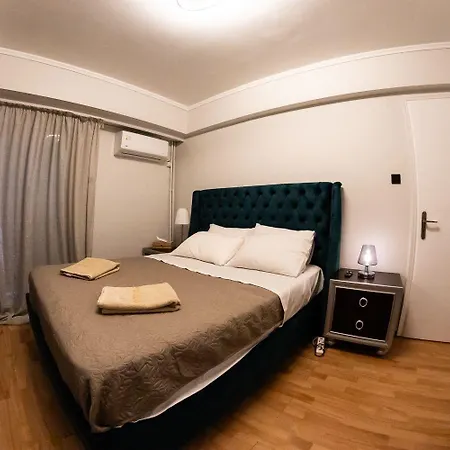 Sympatico Glyfada Downtown * Athens