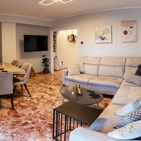 Sympatico Glyfada Downtown Apartment Athens