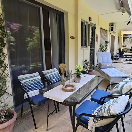 迷人花园公寓 Charming Garden Apartment *