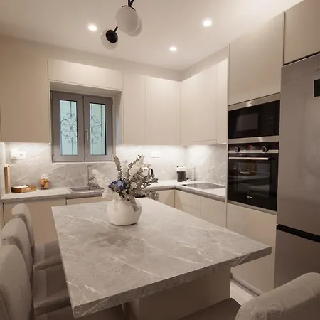 J&b Apartment