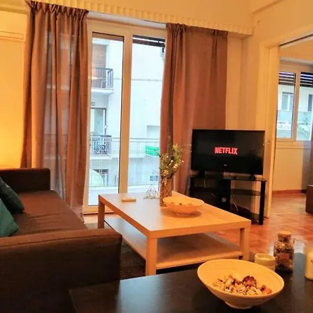 Comfortable In Acropolis Atenas
