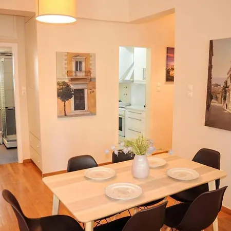 Acropolis Museum Grand Apartment *