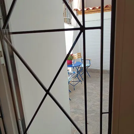 Kalimera Alimos Lägenhet