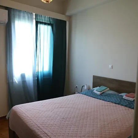Family-friendly & Roof Garden @ Koukaki Apartment *