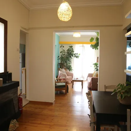 Family-friendly & Roof Garden @ Koukaki Athens
