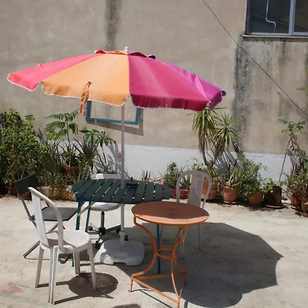 Family-friendly & Roof Garden @ Koukaki Apartment