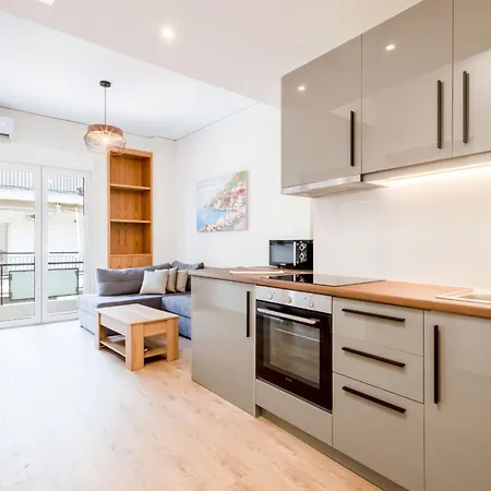 Modern 2-bedroom Gem Close To Metro Apartment *