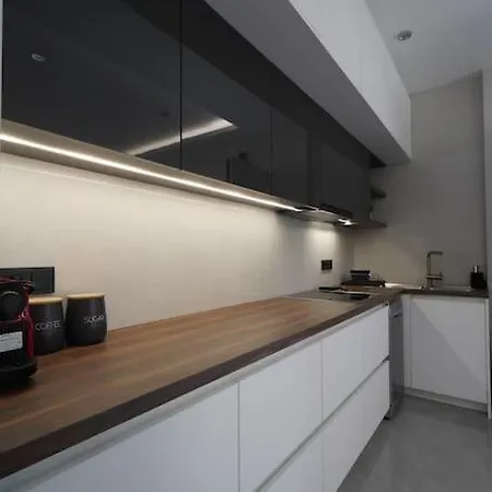 Apartment Brand New 3br With 2 Bathrooms Marousi