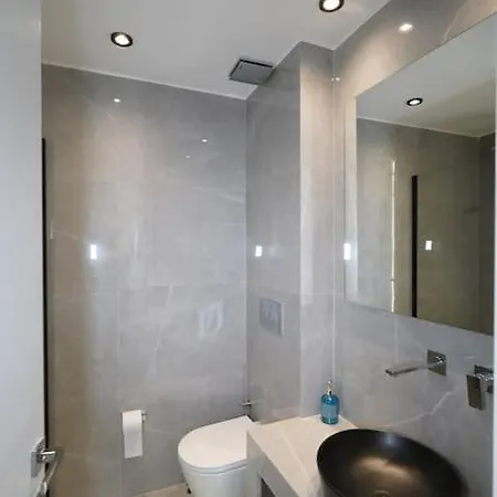 Apartment Brand New 3br With 2 Bathrooms Marousi Athens