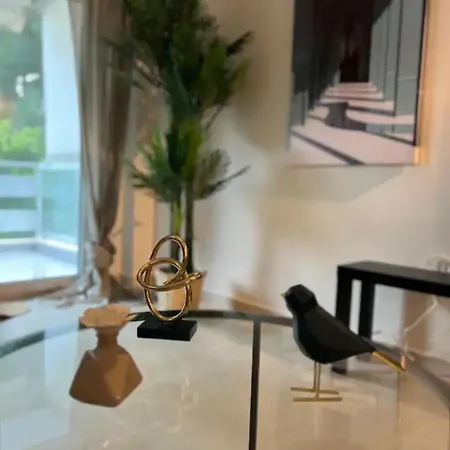 Vouliagmeni Thalassa Apartment