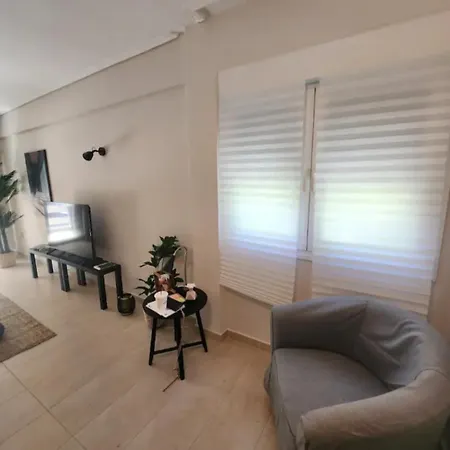 Vouliagmeni Thalassa Apartment *