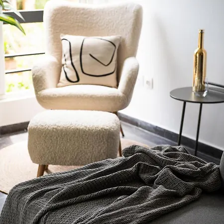 Glyfada First Class Apartment
