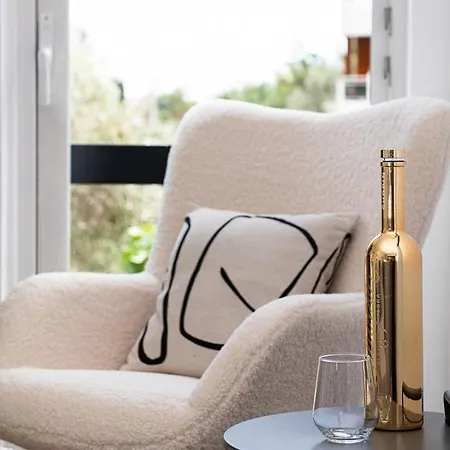 Glyfada First Class Apartment *