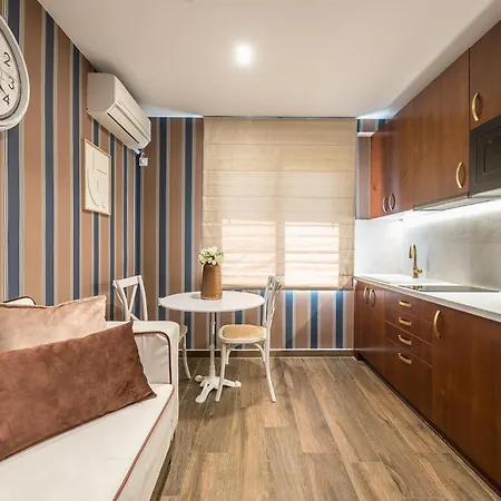Neos Kosmos Comfort & Style, Near Metro Apartment Athens