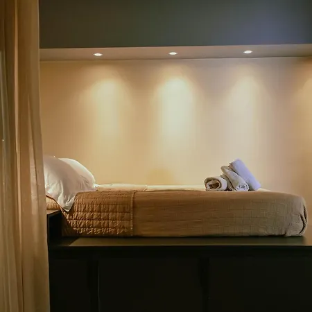 Elegant 42sqm In Lycabettus Apartment