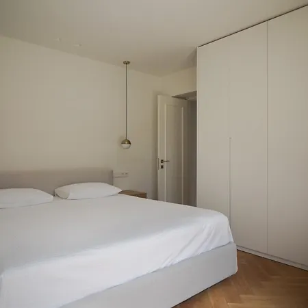 Plaka House - Boutique *