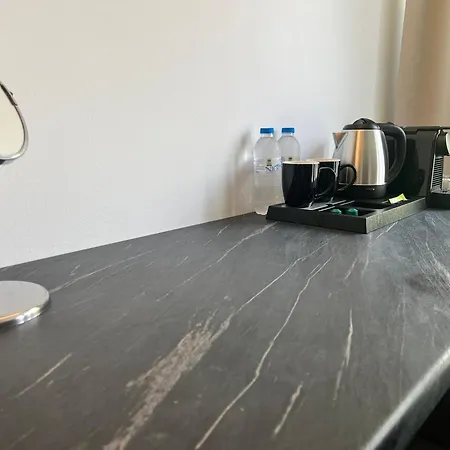 Aparthotel Signature - *