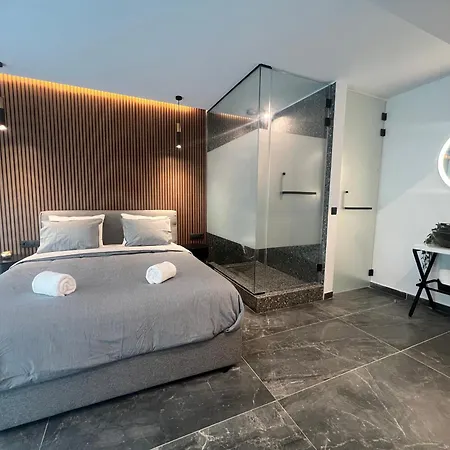 Signature - Aparthotel *