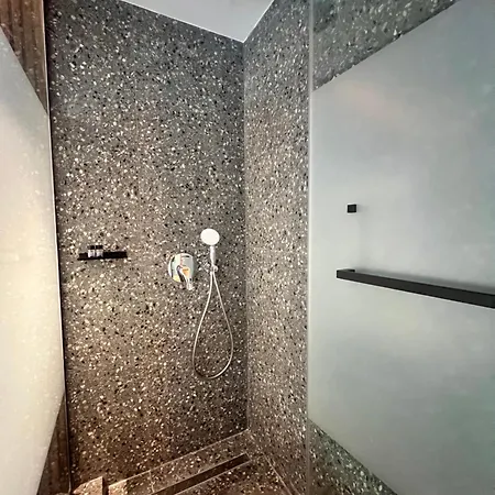 Signature - Aparthotel *