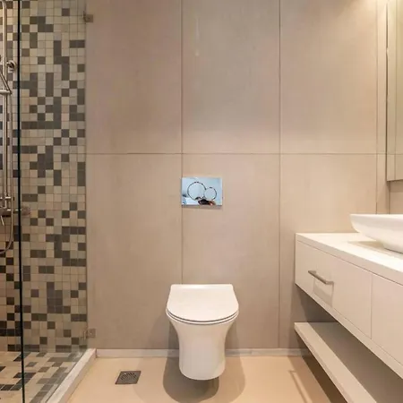 Luxurious In Acropolis Apartment *