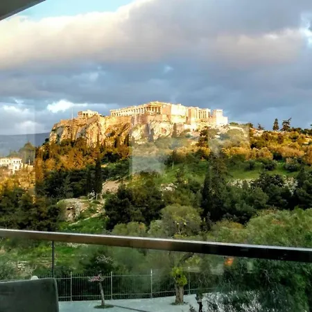 Luxurious In Acropolis Apartment