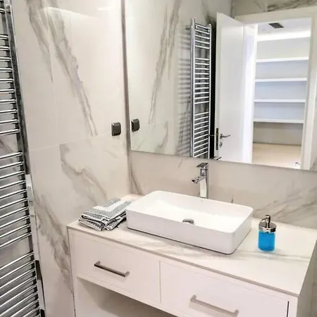 Luxurious Minimal In Acropolis * Athens