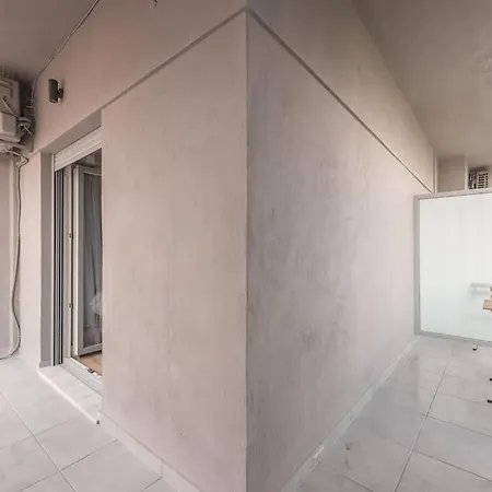 Elegant & Spacious Apartment Athens