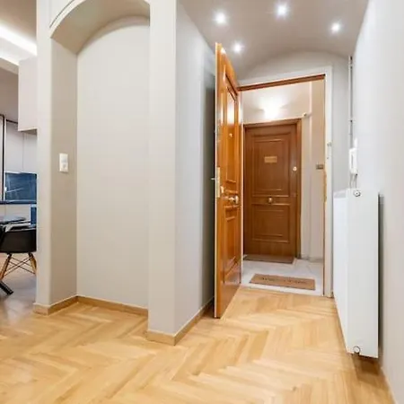 Urban Elegance In Kolonaki 雅典