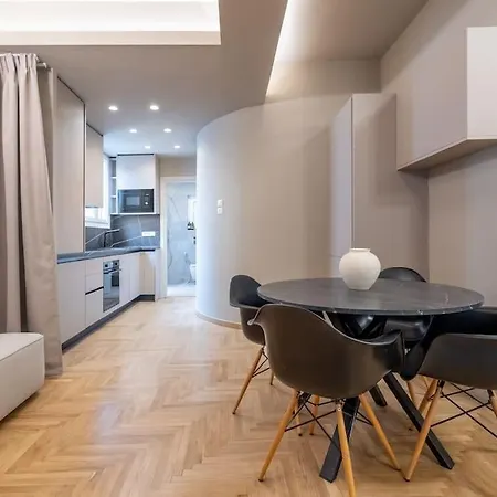 Urban Elegance In Kolonaki 公寓