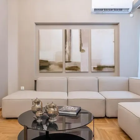 Urban Elegance In Kolonaki