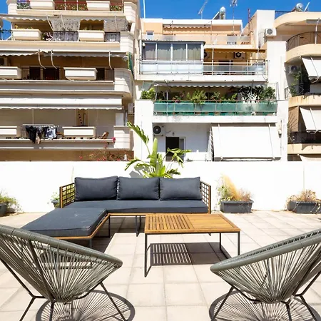 Casa vacanze Renovated 5 Bdr House Near Acropolis - New Beds, Terrace & Yard