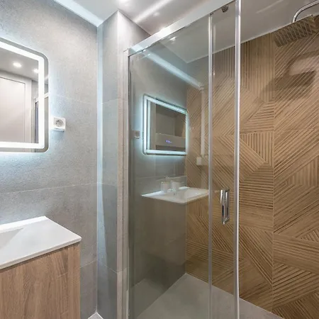 Apartment In Athens