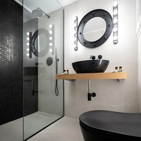 Liv - Comfortable Designer In Lycabettus Apartment *